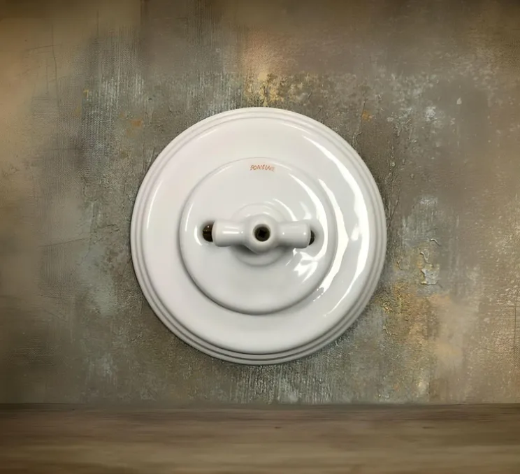 Interrupteur, Garby Colonial, Simple, Porcelaine blanc, Va-et-vient x1, Porcelaine blanc, L6,45cm, H6,45cm - Fontini