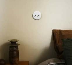 Interrupteur, Iris, Simple, Porcelaine blanc, Va-et-vient ou Poussoir x2, Laiton, L8,4cm, H8,4cm - Modelec