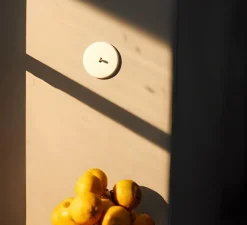 Interrupteur*Modelec Interrupteur, Iris, Simple, Porcelaine blanc, Va-et-vient ou Poussoir x1, Acier, L8,4cm, H8,4cm -