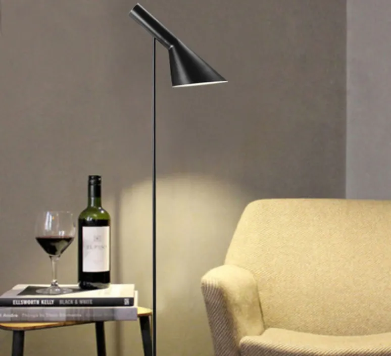 Lampadaire*Louis Poulsen Lampadaire, AJ, , L27,5cm, H130cm - noir