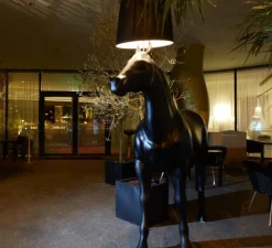 Lampadaire*Moooi Lampadaire, Cheval, Horse Lamp, , L230cm, H240cm - noir
