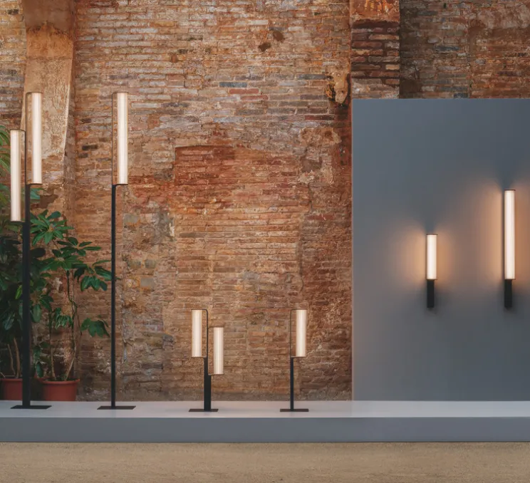 Lampadaire d'extérieur, Class, 2805, noir mat, IP65, LED, dim, Push, 2700K, 990 lm, L22cm, H78,5cm - Vibia