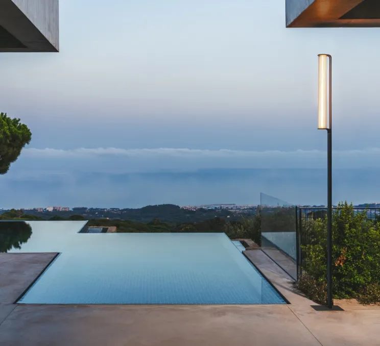 Lampadaire d'extérieur, Class, 2810, noir mat, IP65, LED, dim, Push, 2700K, 990 lm, L22cm, H250cm - Vibia