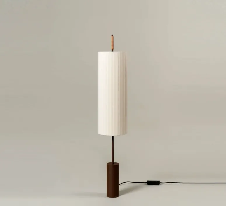 Lampadaire*Santa & Cole Lampadaire, Dorica, , L28cm, H143cm - base marron foncé, abat-jour naturel