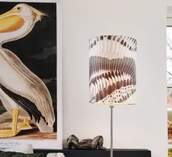 Lampadaire*Ebb and Flow Lampadaire, F Prete-Moi Ta Plume! Jais, , Ø40cm, H53cm - jais motif plume et barre argent