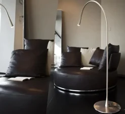 Lampadaire*Contardi Lampadaire, Flexiled, , LED, dim, 2700K, 800 lm, Ø37cm, H203cm - cuir ivoire