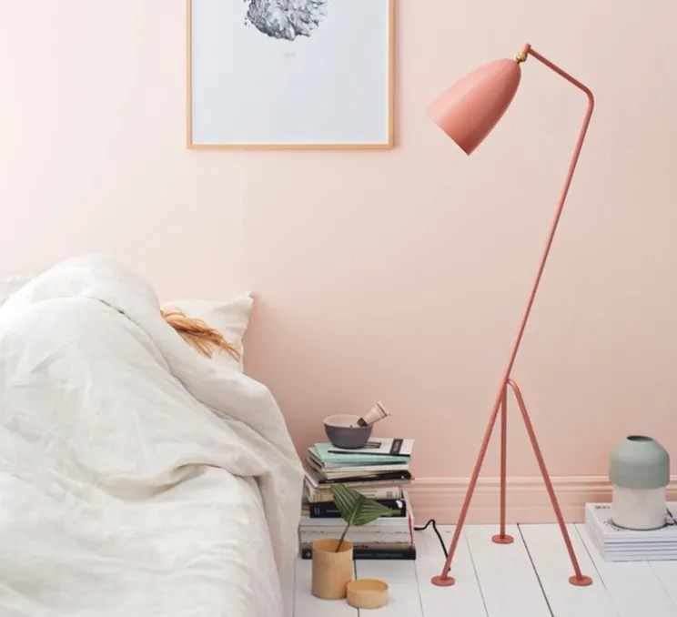 Lampadaire, Grasshopper, rouge vintage, H125,3cm, Ø43,5cm - Gubi