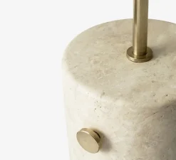 Lampadaire, JWDA, travertin, laiton, LED, 2200K, 700lm, Ø39cm, H150cm - Audo Copenhagen