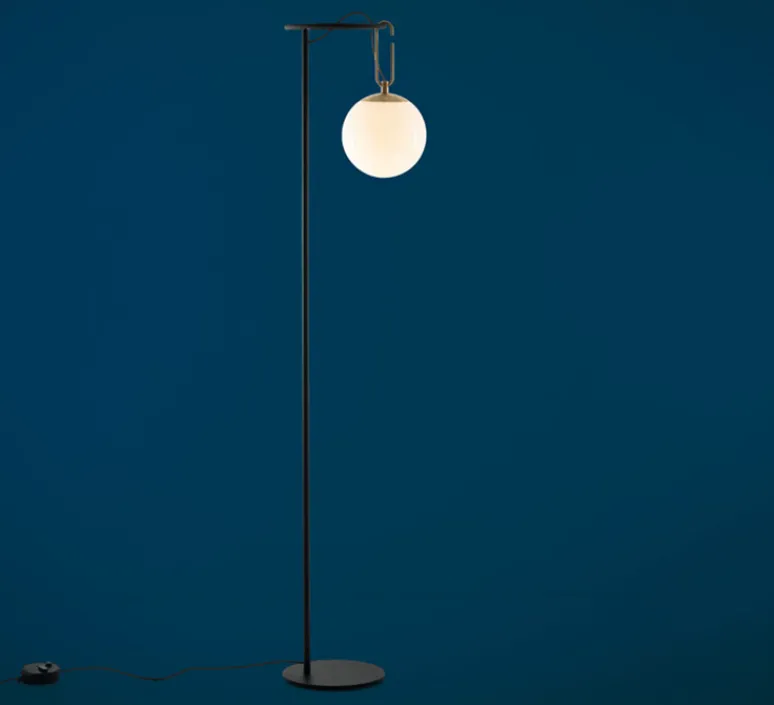Lampadaire*Artemide Lampadaire, NH, , Ø42cm, H171,8cm - noir, laiton et blanc