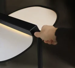 Lampadaire*LZF Lampadaire, Omma, , LED, dim, 3000K, 560 lm, L35cm, H114cm - blanc naturel, structure noire