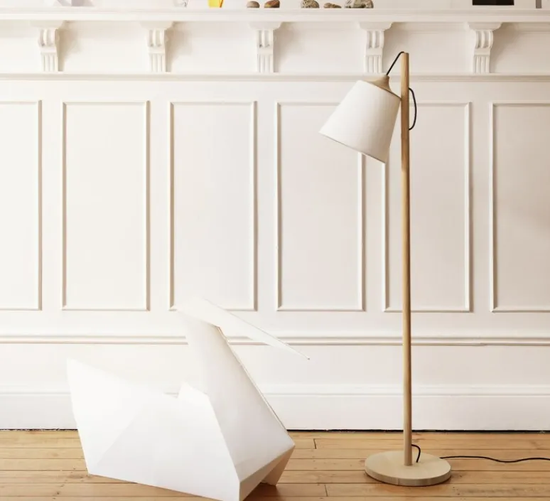 Lampadaire*Muuto Lampadaire, Pull, , H150cm, Ø31,5cm - blanc, chêne