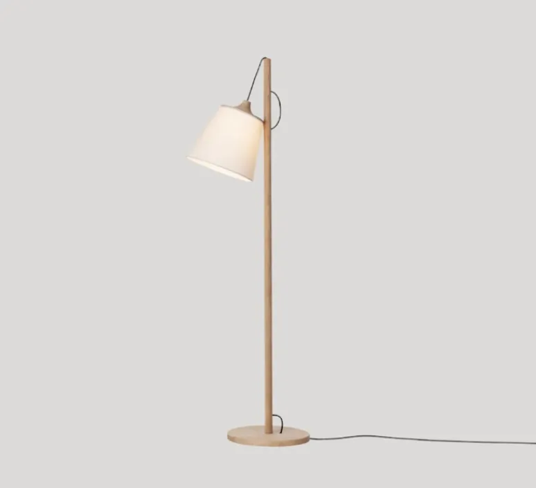 Lampadaire*Muuto Lampadaire, Pull, , H150cm, Ø31,5cm - blanc, chêne