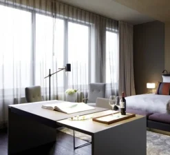 Lampadaire*Marset Lampadaire, Scantling, , H136,2cm - noir