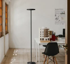 Lampadaire*Rotaliana Lampadaire, Sol F1, , LED, 2700K, 8800 lm, Ø28,5cm, H185cm - noir