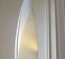 Lampadaire suspendu, ENVOL, blanc, H198cm - Celine-Wright
