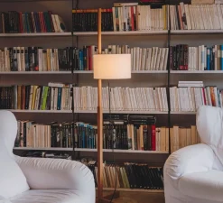 Lampadaire*Santa & Cole Lampadaire, TMM, , Ø60cm, H166cm - chêne naturel, abat-jour blanc