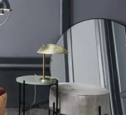 Lampe à poser, 5321, laiton, Ø27,5cm, H32,5cm - Gubi