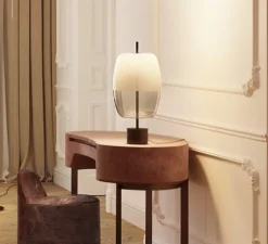 Lampe*Panzeri Lampe à poser, Adamas, , LED, dim, 2700K, 624 lm, Ø23,6cm, H52,3cm - verre fumé, structure noire