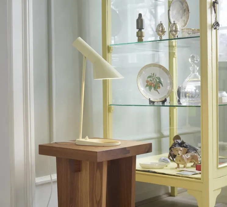 Lampe à poser, AJ Mini, jaune, L24,7cm, H43,3cm - Louis Poulsen