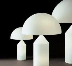 Lampe*Oluce Lampe à poser, Atollo, verre opalin, Ø38cm, H50cm - opalin opaque