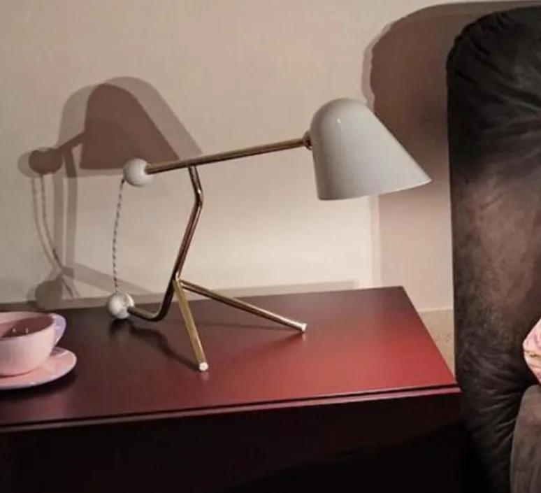 Lampe*Tato Italia Lampe à poser, Beghina, , LED, 3000K, 200lm, L22cm, H41cm - blanc brillant, laiton