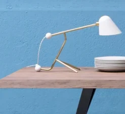 Lampe*Tato Italia Lampe à poser, Beghina, , LED, 3000K, 200lm, L22cm, H41cm - blanc brillant, laiton