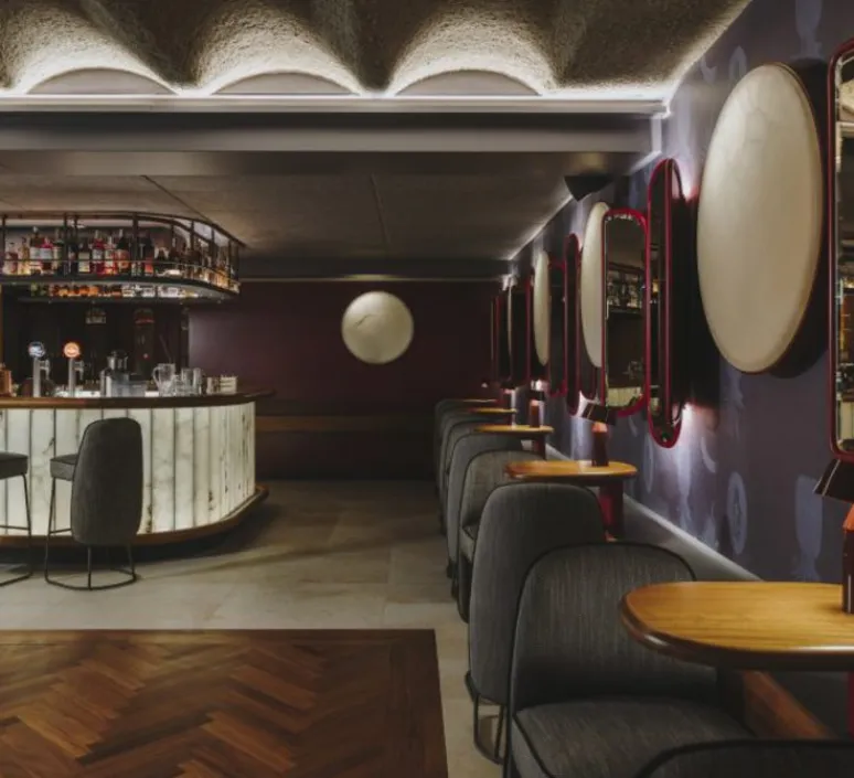 Lampe*Marset Lampe à poser, Bicoca, LED, dimmable, , H22,5cm - rouge