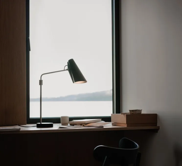 Lampe à poser, Birdy Swing, noir, laiton, L42cm, H55cm - Northern