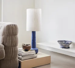 Lampe à poser, Cilinder + Retro Stoneware, naturel, bleu, Ø30cm, H70cm - HK Living
