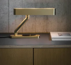 Lampe*Bert frank Lampe à poser, Colt, , L43cm, H27,9cm - laiton