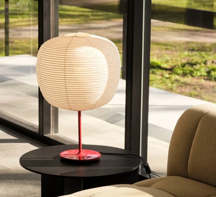 Lampe à poser, Common Lamp base peach, blanc, rouge, Ø44cm, H67cm - HAY