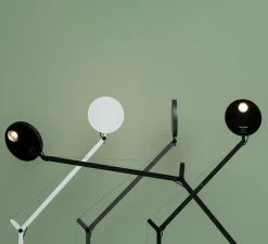 Lampe*Artemide Lampe à poser, Demetra, , LED, 3000K, 385lm, L20cm, H57-84cm - corps noir et base noire