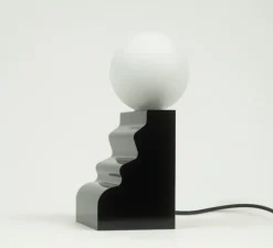 Lampe à poser, Dé-Moulure small debout, noir, L14cm, H24,2cm - CVL