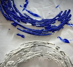 Lampe à poser, Ensō, Bleu Catellani, LED, dim, 2700K, 1749 lm, L25cm, H66cm - Catellani & Smith