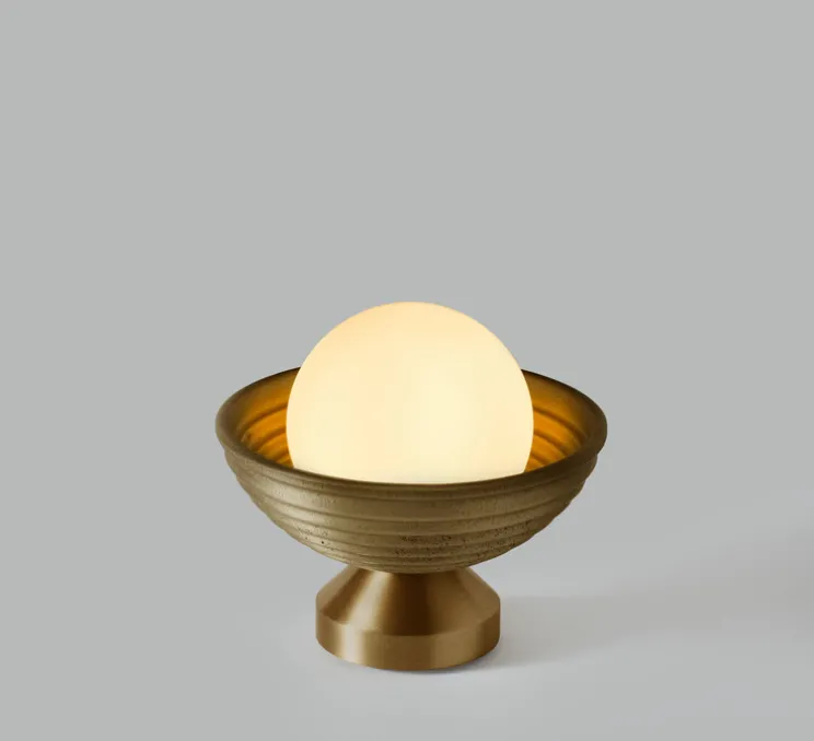 Lampe à poser, Eos, laiton antique, Ø15,7cm, H14,3cm - Bert franck