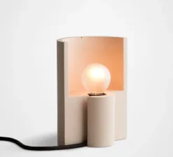 Lampe*Plato Design Lampe à poser, Esse, , L12cm, H16cm - Pêche