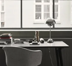 Lampe à poser, FlowerPot VP3, chrome, Ø23cm, H50cm - Andtradition