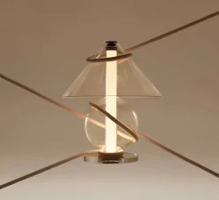 Lampe*Marset Lampe à poser, Fragile, , LED, dim, 2200K, 226 lm, Ø30,5cm, H35cm - transparent