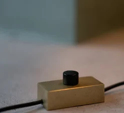 Lampe*DCW éditions Paris Lampe à poser, Iota, , Cauvet, LED, dim, 2700K, 660 lm, L23,8cm, H43,4cm - gris, or