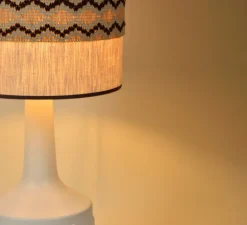 Lampe*Market Set Lampe à poser, Jimmy L, , Ø32cm, H83cm - blanc, beige et galon à motif