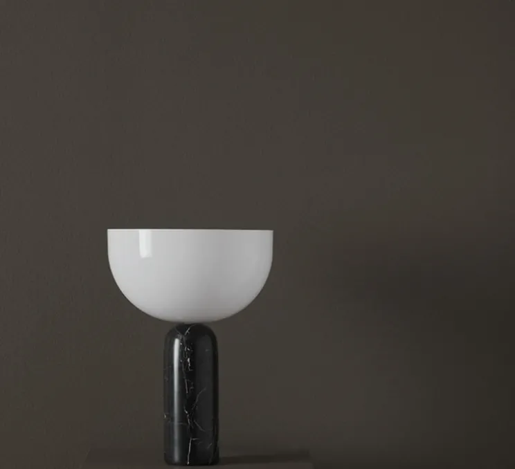Lampe à poser, Kizu Small, Marbre noir, blanc, Ø25cm, H35cm - New Works