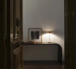 Lampe*Vibia Lampe à poser, Mayfair, , LED, 2700K, 1841lm, Ø30cm, H52cm - cuivre