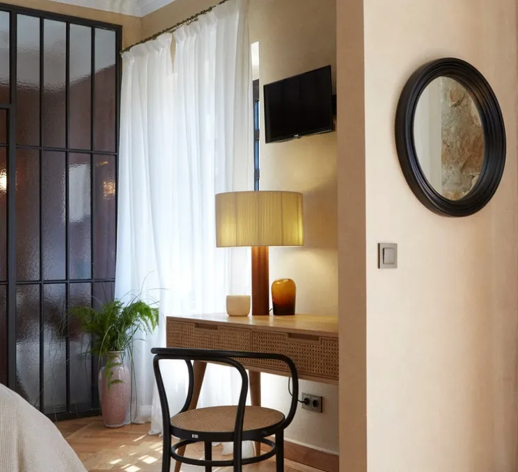 Lampe à poser, Moragas, Sapele, Ø45cm, H62cm - Santa & Cole