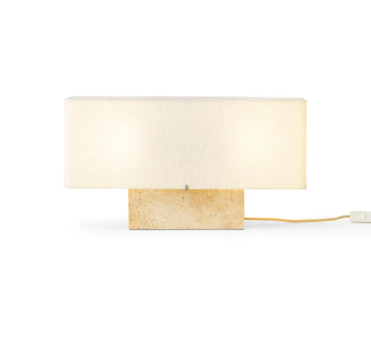 Lampe à poser, Nonna, Travertin, abat-jour sable, L56,5cm, H30cm - Audo Copenhagen