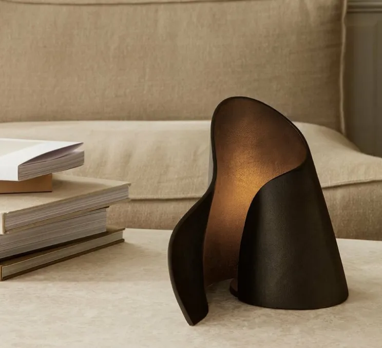 Lampe à poser, Oyster, noir, L25cm, H23,6cm - Ferm Living