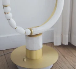 Lampe*Ame Editions Manufacturées Lampe à poser, Pearl M, , albâtre, LED, 2700K, 3200 lm, TRIAC, L44cm, H97cm - AME EDITIONS MANUFACTUREES laiton satiné