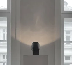 Lampe à poser, Pivot, noir, Ø10,5cm, H19cm - 101 Copenhagen