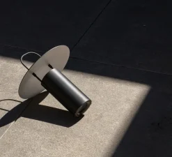 Lampe*Audo Copenhagen Lampe à poser, Ray, , IP44, LED, dim, 2700K, 150 lm, Ø21,2cm, H23,5cm - noir