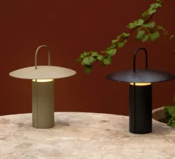 Lampe*Audo Copenhagen Lampe à poser, Ray, , IP44, LED, dim, 2700K, 150 lm, Ø21,2cm, H23,5cm - noir