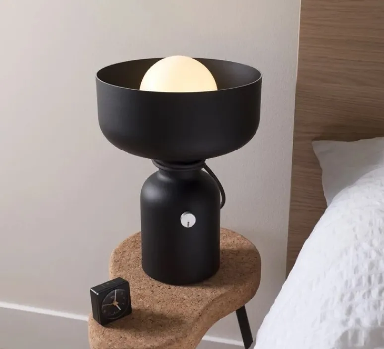 Lampe*A-N-D Lampe à poser, Spotlight Volumes, C/B, , Ø35cm, H40cm - noir